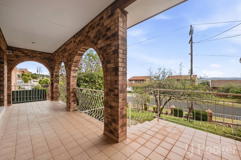 Photo - 40 Sassafras Crescent, Karabar NSW 2620 - Image 2