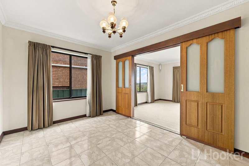 Photo - 40 Sassafras Crescent, Karabar NSW 2620 - Image 5