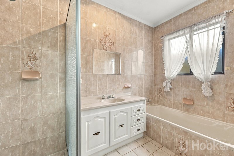 Photo - 40 Sassafras Crescent, Karabar NSW 2620 - Image 12
