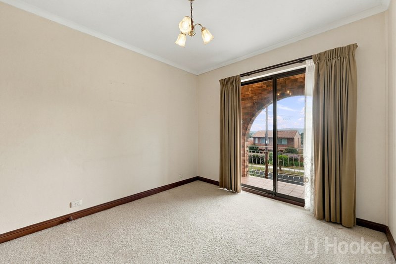 Photo - 40 Sassafras Crescent, Karabar NSW 2620 - Image 13
