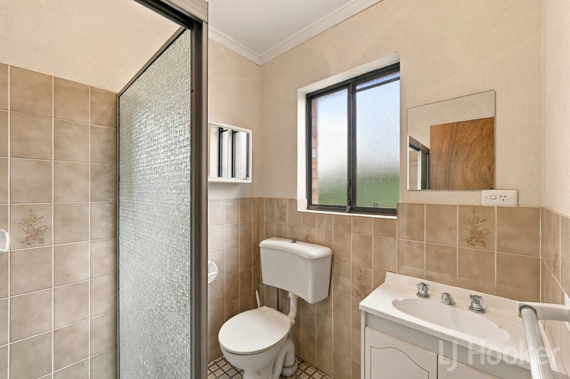 Photo - 40 Sassafras Crescent, Karabar NSW 2620 - Image 16