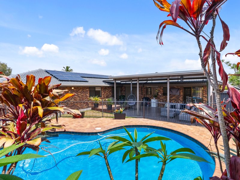 40 Scanlen Crescent, Wynnum West QLD 4178