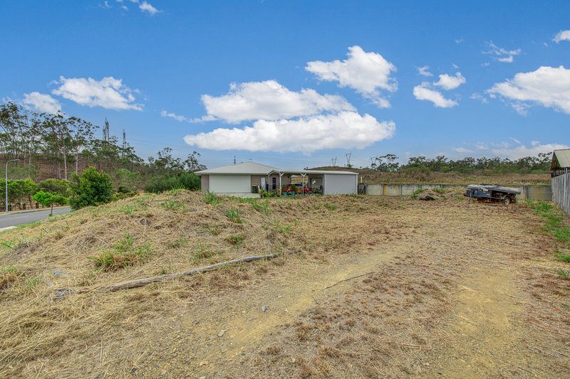 Photo - 40 Seagull Boulevard, Kirkwood QLD 4680 - Image 5