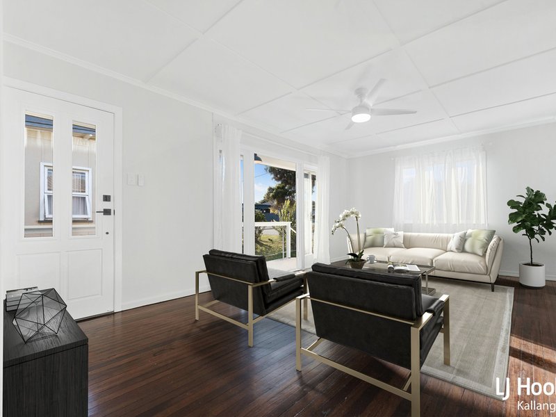 Photo - 40 Sheehan , Kallangur QLD 4503 - Image 3