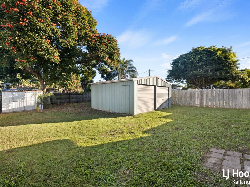 Photo - 40 Sheehan , Kallangur QLD 4503 - Image 15