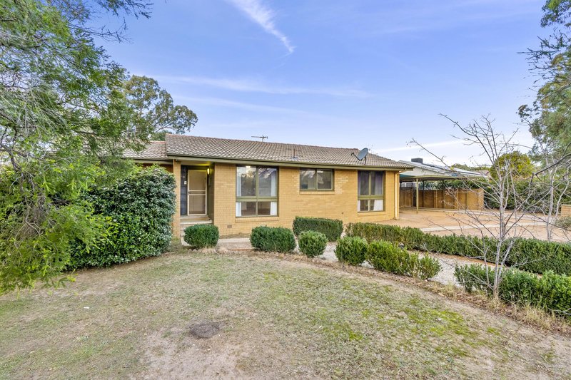 Photo - 40 Shenton Crescent, Stirling ACT 2611 - Image 2