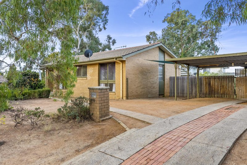 Photo - 40 Shenton Crescent, Stirling ACT 2611 - Image 4