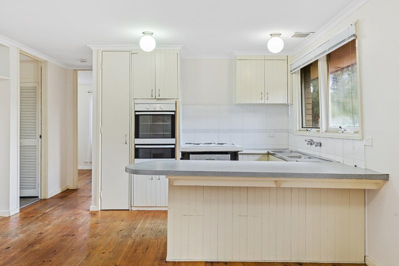 Photo - 40 Shenton Crescent, Stirling ACT 2611 - Image 5
