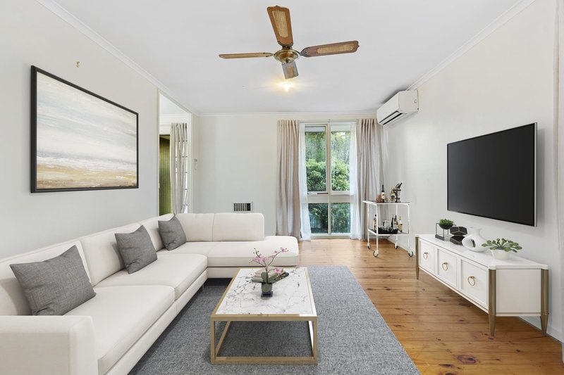Photo - 40 Shenton Crescent, Stirling ACT 2611 - Image 10