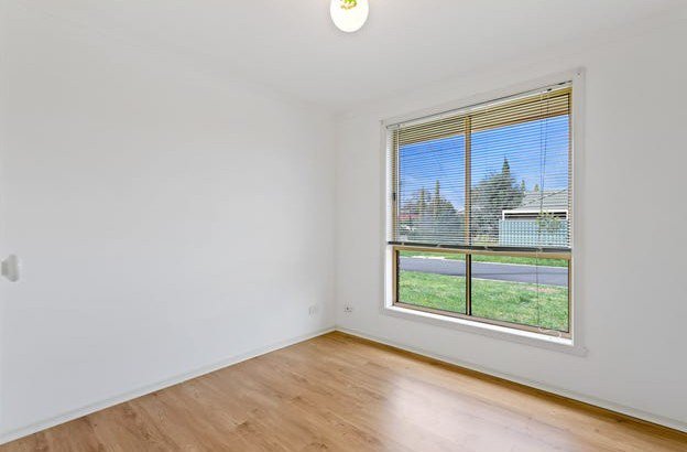 Photo - 40 Silvereye Crescent, Werribee VIC 3030 - Image 7