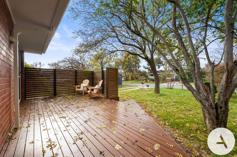 Photo - 40 Simpson Street, Watson ACT 2602 - Image 2