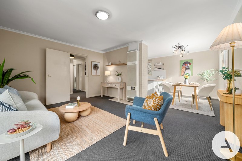 Photo - 40 Simpson Street, Watson ACT 2602 - Image 6