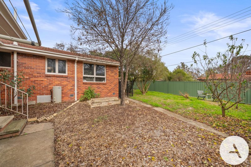 Photo - 40 Simpson Street, Watson ACT 2602 - Image 17