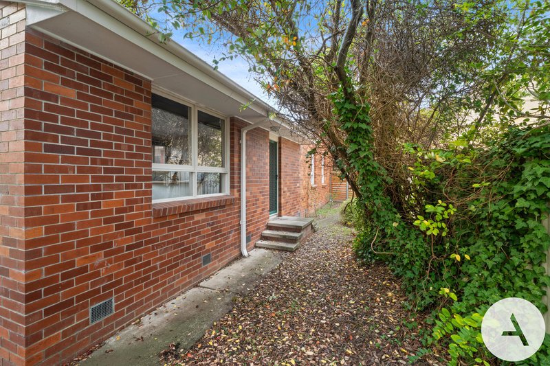 Photo - 40 Simpson Street, Watson ACT 2602 - Image 18