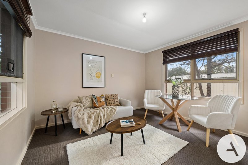 Photo - 40 Simpson Street, Watson ACT 2602 - Image 21