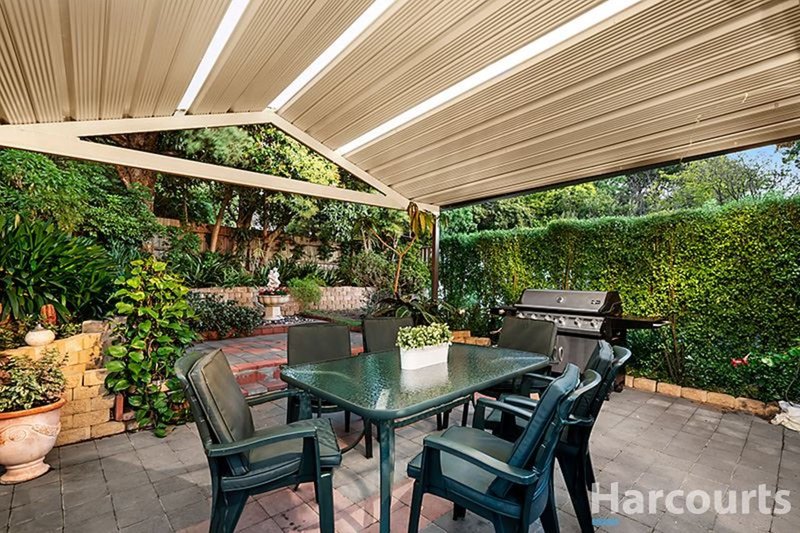 Photo - 40 Smyth Street, Mount Waverley VIC 3149 - Image 9