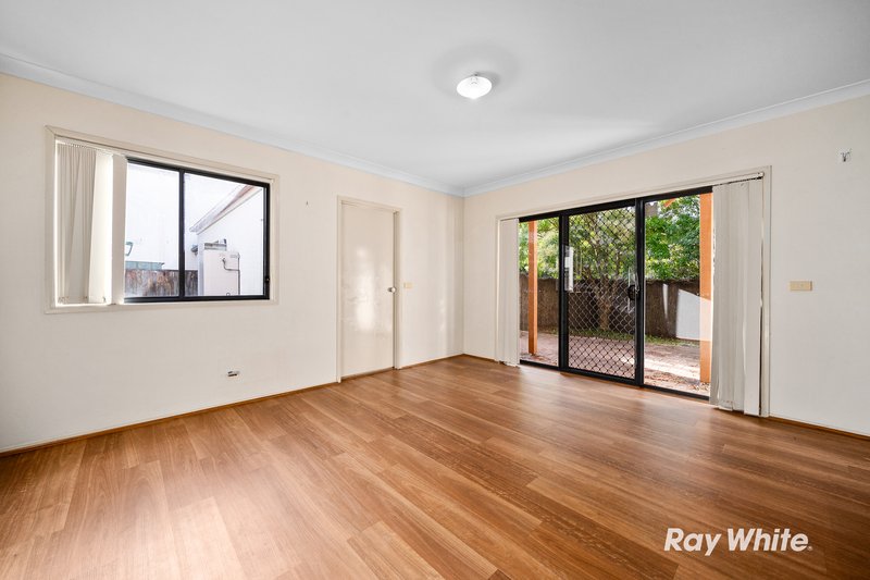 Photo - 40 Somerset Street, Stanhope Gardens NSW 2768 - Image 2