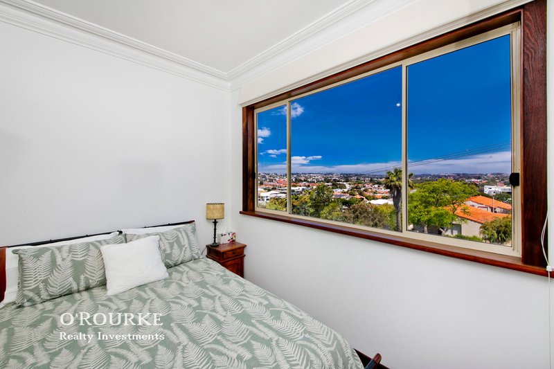 Photo - 40 Southbourne Street, Scarborough WA 6019 - Image 16