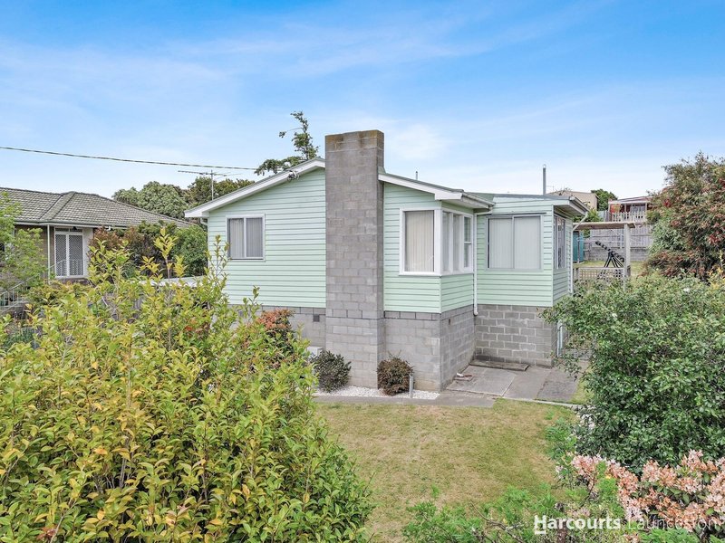Photo - 40 Stoke Street, Ravenswood TAS 7250 - Image 1