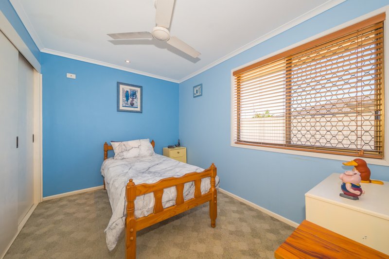 Photo - 40 Sunderland Drive, Banksia Beach QLD 4507 - Image 11