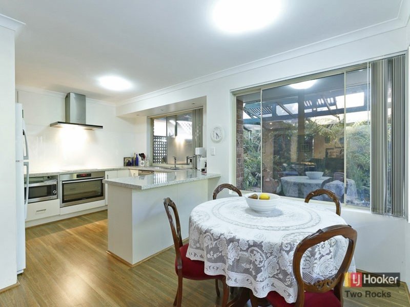 Photo - 40 Sunningdale Road, Yanchep WA 6035 - Image 5