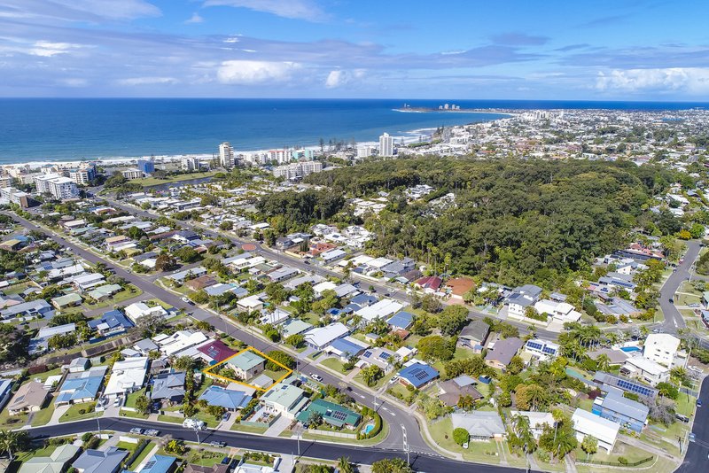 Photo - 40 Surf Road, Maroochydore QLD 4558 - Image 2