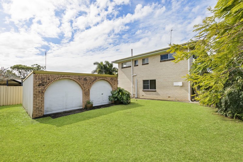 Photo - 40 Surf Road, Maroochydore QLD 4558 - Image 6