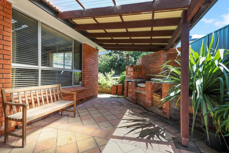 Photo - 40 Tallawong Crescent, Dapto NSW 2530 - Image 7