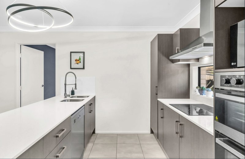 Photo - 40 Tash Court, Waterford QLD 4133 - Image 4