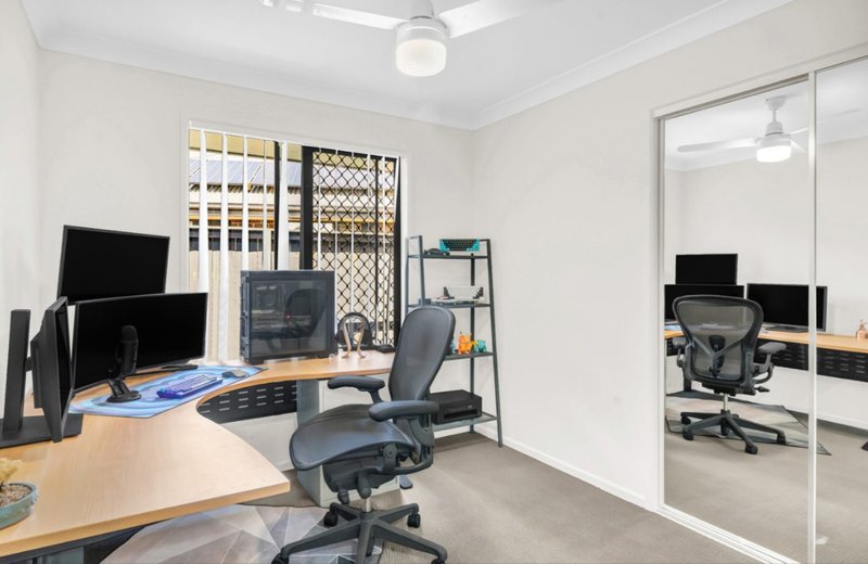 Photo - 40 Tash Court, Waterford QLD 4133 - Image 12