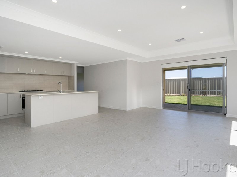 Photo - 40 Tavistok Street, Baldivis WA 6171 - Image 12