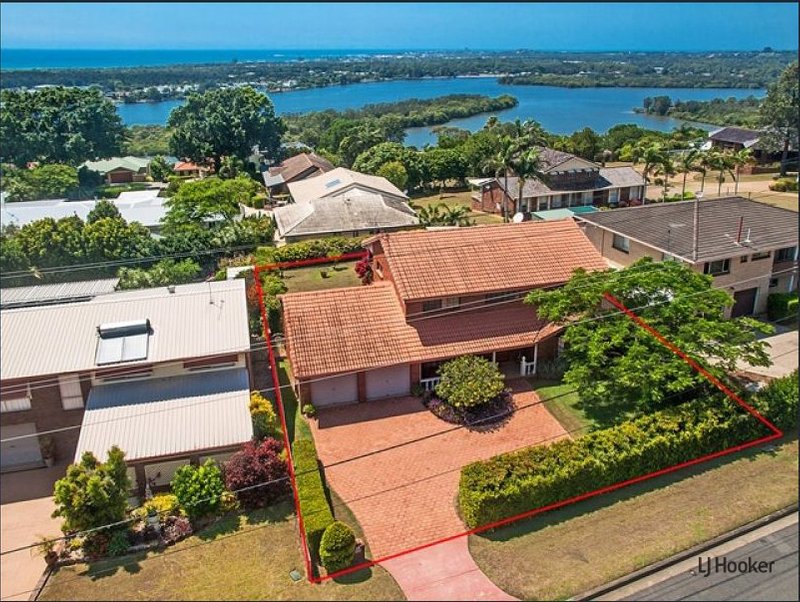 Photo - 40 Terranora Road, Banora Point NSW 2486 - Image 3