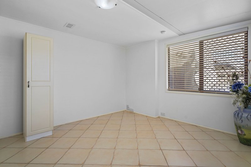 Photo - 40 Thrush Avenue, Paradise Point QLD 4216 - Image 16