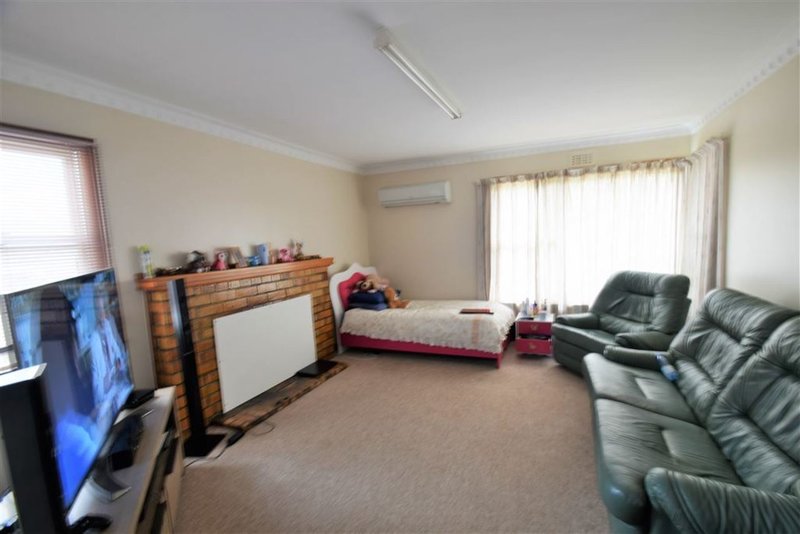 Photo - 40 Tower Hill Street, Deloraine TAS 7304 - Image 4