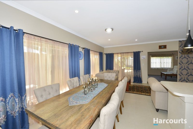 Photo - 40 Tranquility Way, Halls Head WA 6210 - Image 11