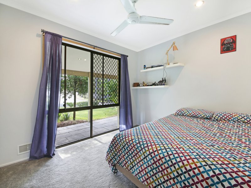 Photo - 40 Twilight Drive, Mudgeeraba QLD 4213 - Image 9