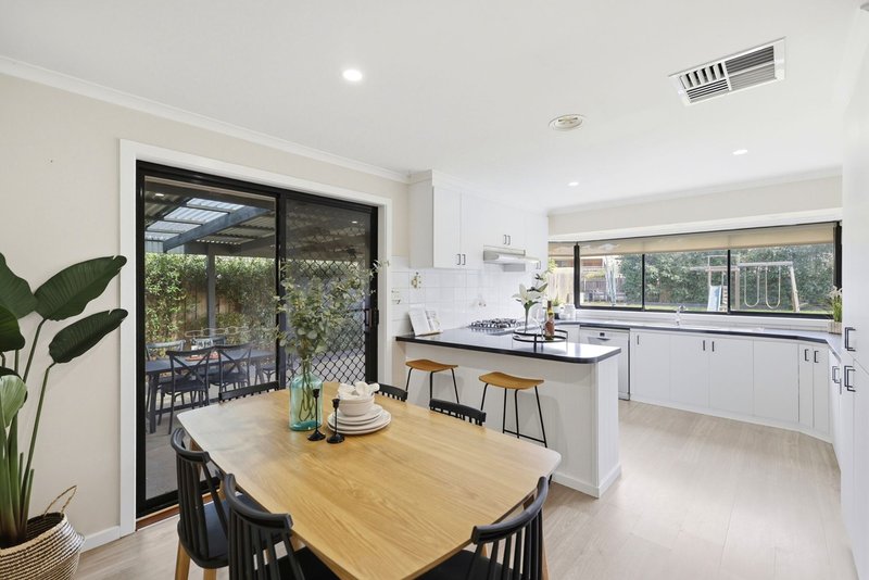 Photo - 40 Underbank Boulevard, Bacchus Marsh VIC 3340 - Image 1