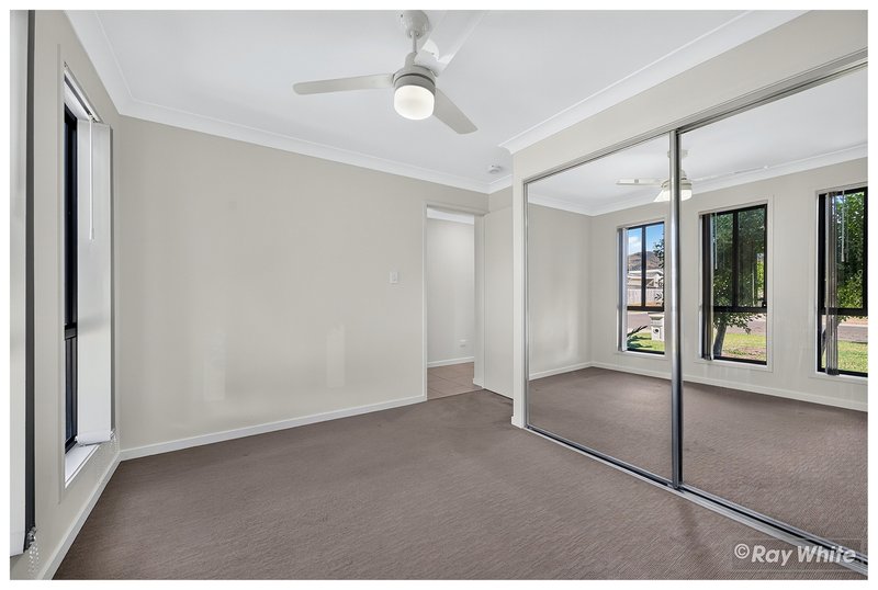 Photo - 40 Varsity Crescent, Norman Gardens QLD 4701 - Image 15