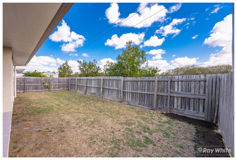Photo - 40 Varsity Crescent, Norman Gardens QLD 4701 - Image 29