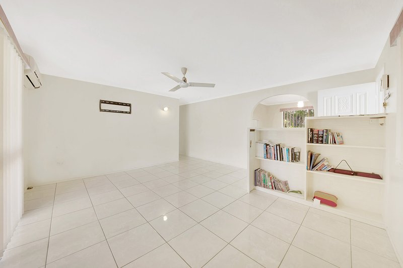 Photo - 40 Venus Street, Telina QLD 4680 - Image 5