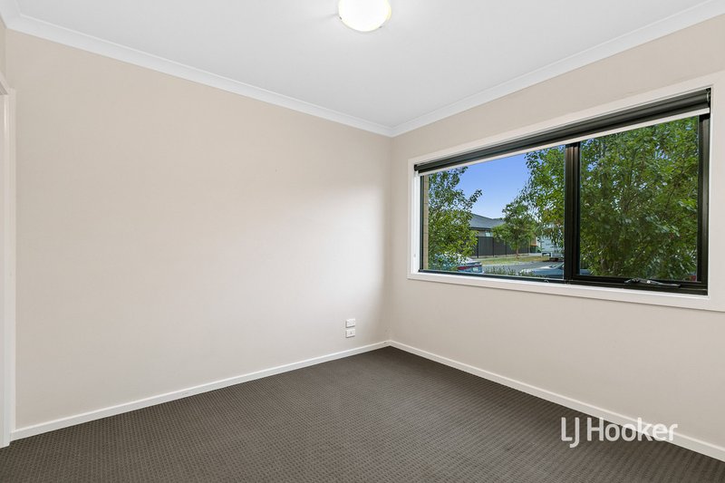 Photo - 40 Vestley Drive, Mernda VIC 3754 - Image 8