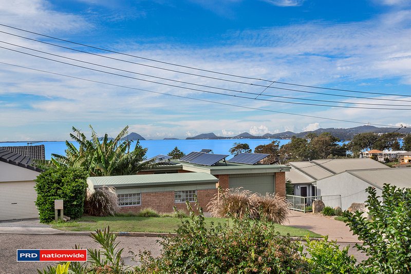 Photo - 40 Vista Avenue, Soldiers Point NSW 2317 - Image 4