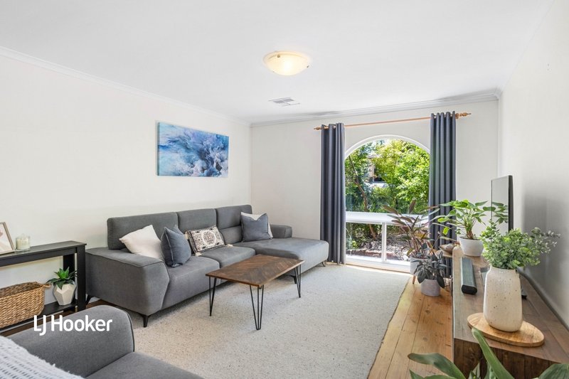 Photo - 40 Waitara Road, Banksia Park SA 5091 - Image 3