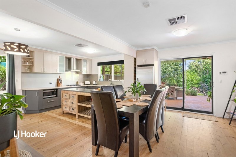 Photo - 40 Waitara Road, Banksia Park SA 5091 - Image 8