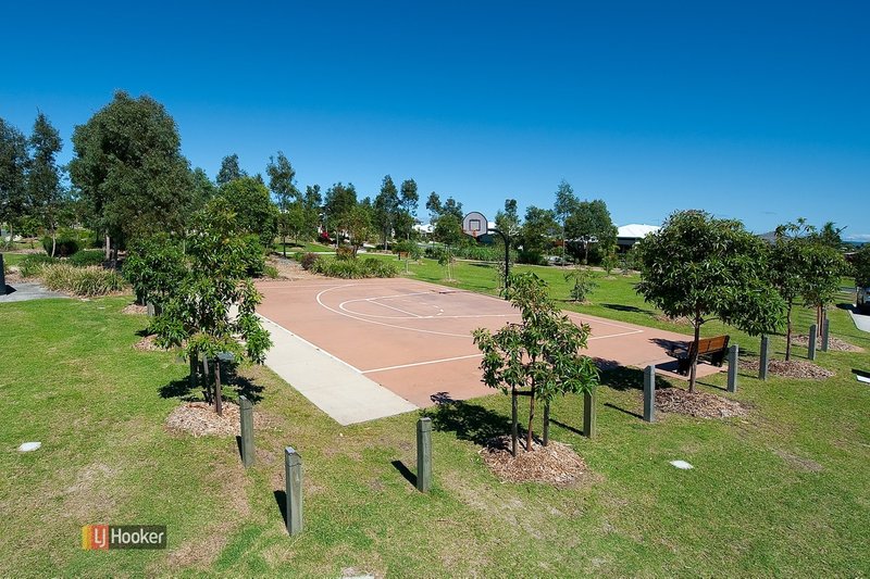 Photo - 40 Wallarah Parade, North Lakes QLD 4509 - Image 14