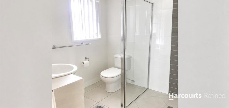 Photo - 40 Walter Williams Crescent, Redbank Plains QLD 4301 - Image 4