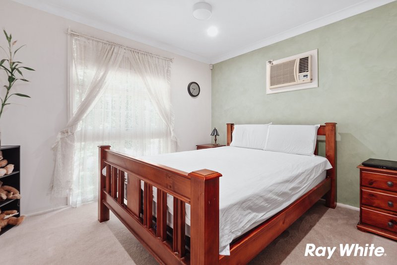 Photo - 40 Warrimoo Drive, Quakers Hill NSW 2763 - Image 5