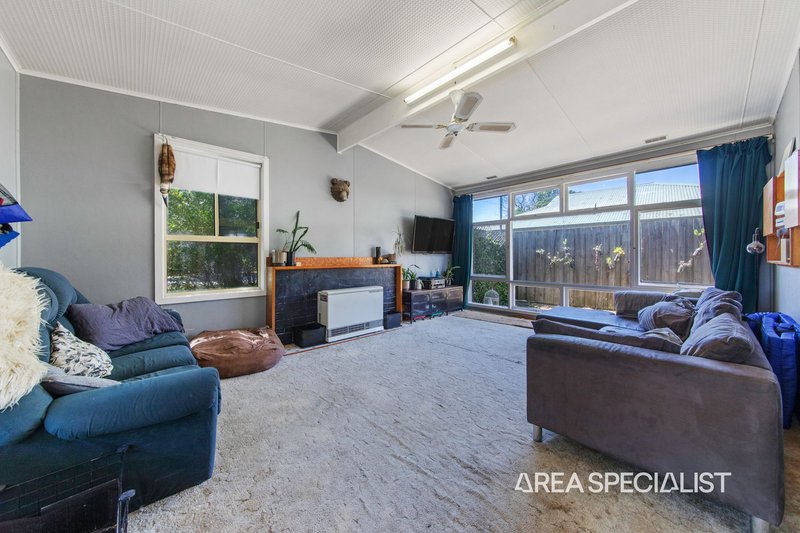 Photo - 40 Westernport Road, Lang Lang VIC 3984 - Image 3