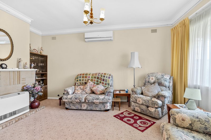 Photo - 40 Wheatley Avenue, Goulburn NSW 2580 - Image 2