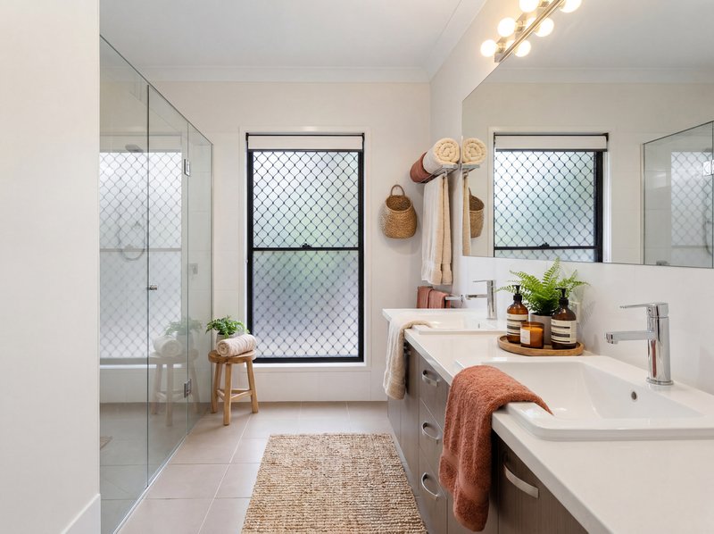 Photo - 40 White Gums Road, Hatton Vale QLD 4341 - Image 9